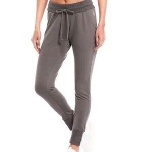 Free People Movement Sunny Side Joggers Pants size Medium lounge comfy preppy